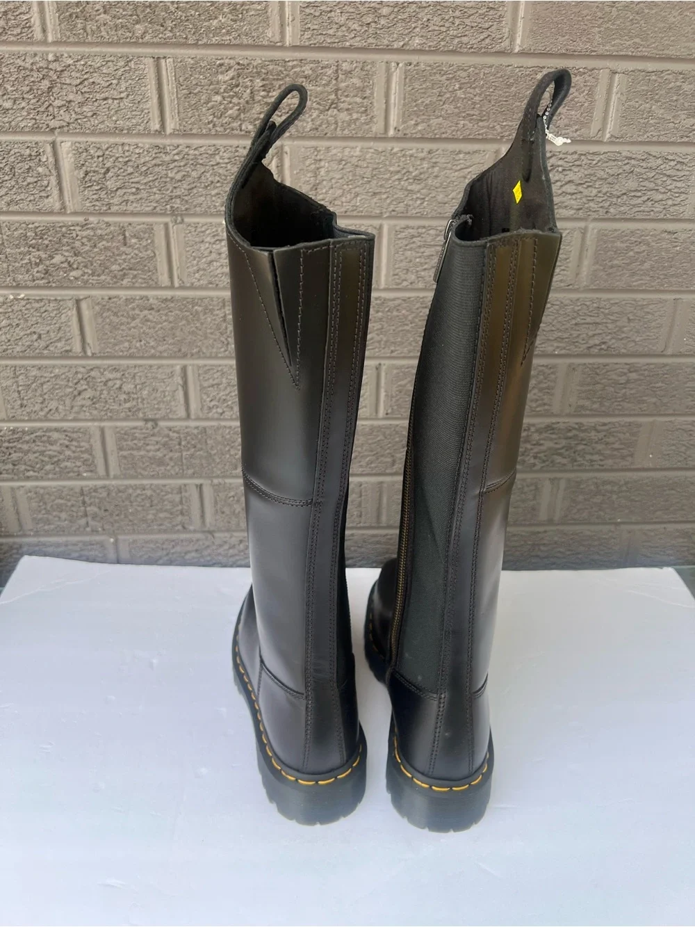 Dr. Martens Amaayah Black Knee high Leather Boots New Sz 8 Women